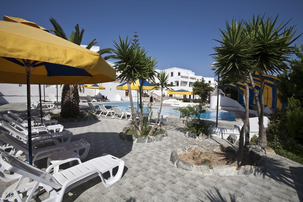 Azolimnos Bay Aparthotel ภายนอก รูปภาพ