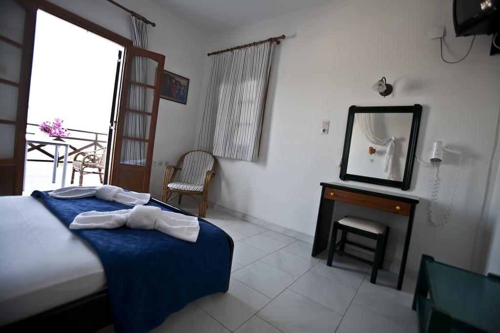 Azolimnos Bay Aparthotel ภายนอก รูปภาพ